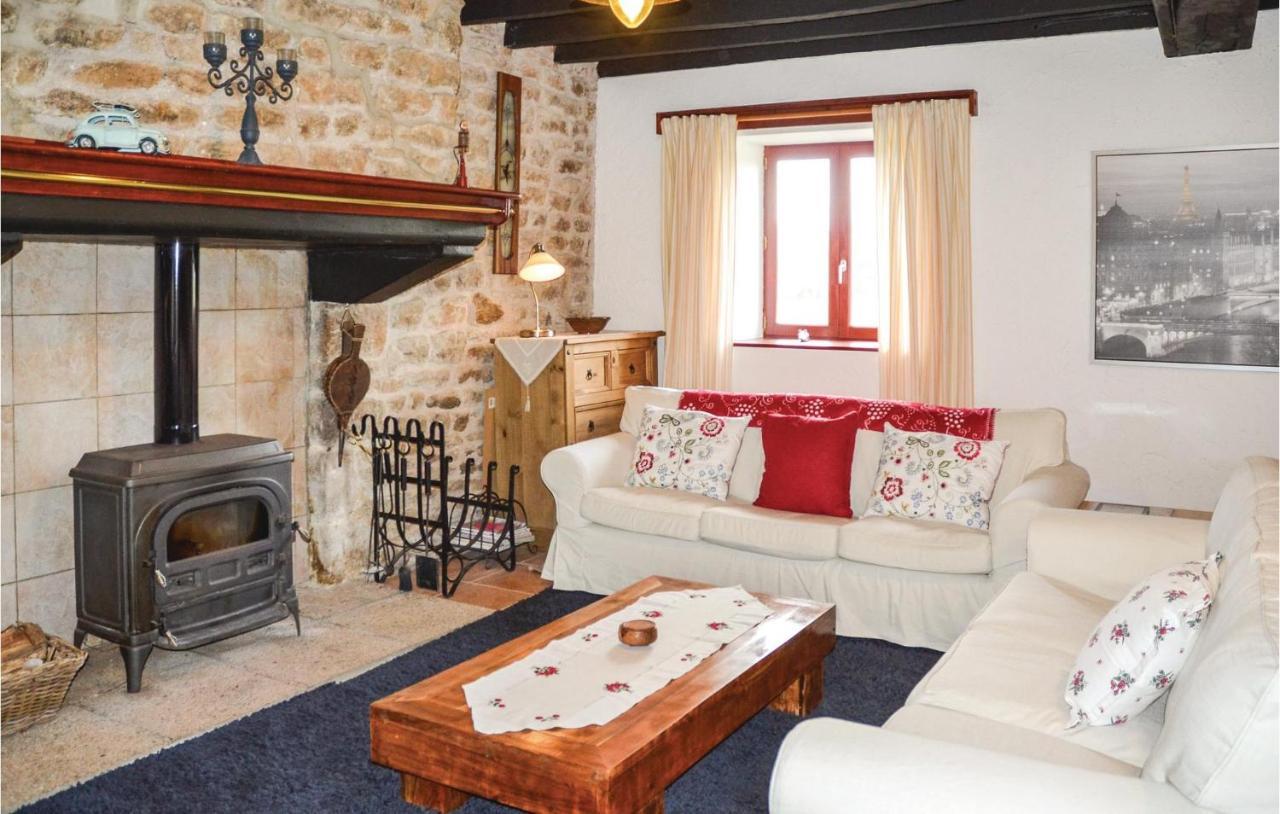 Beautiful Home In Montaudin With Wifi Eksteriør billede